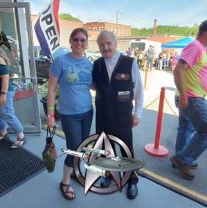 Meet your Posher, Joyce